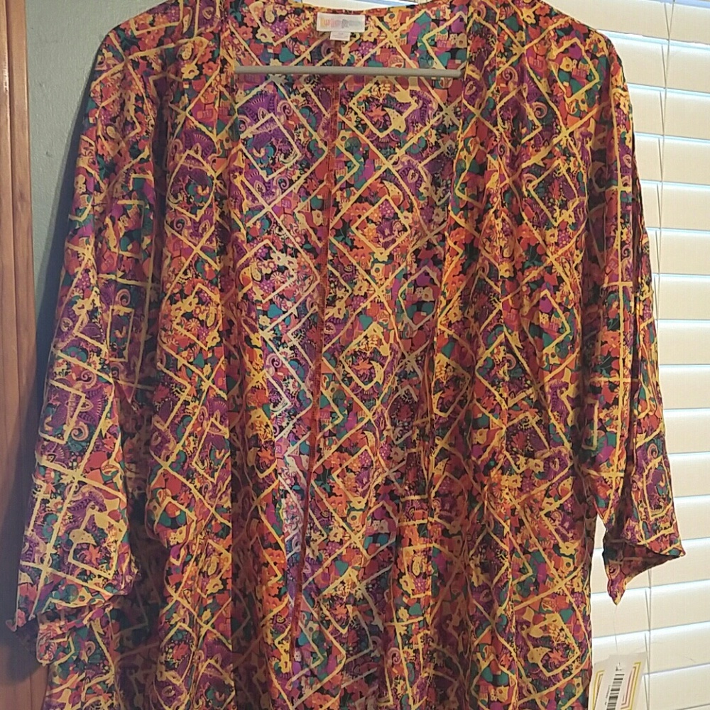 Lularoe Lindsay size M NWT